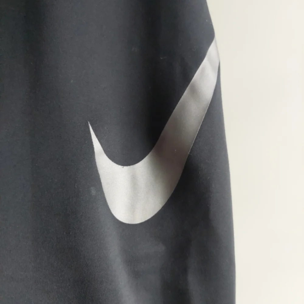 Nike Aeroreact 2 Pc Running Set Shirt Dri-fit Leggings XL ATHLEISURE YOGA